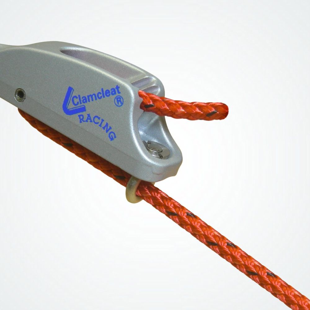 Trapeze cleat rope guide